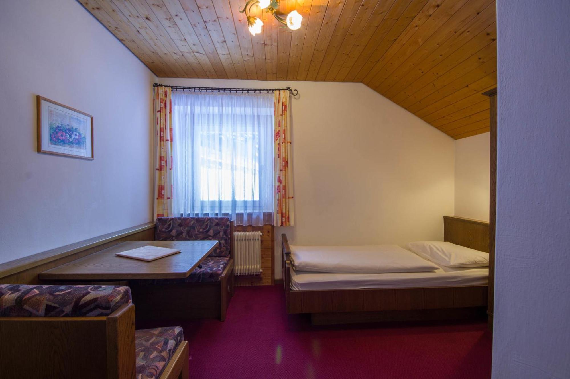 Gasthof Loewen Nova Levante Cameră foto